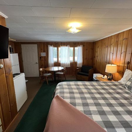 Unity Sky Lodge Jackman Extérieur photo