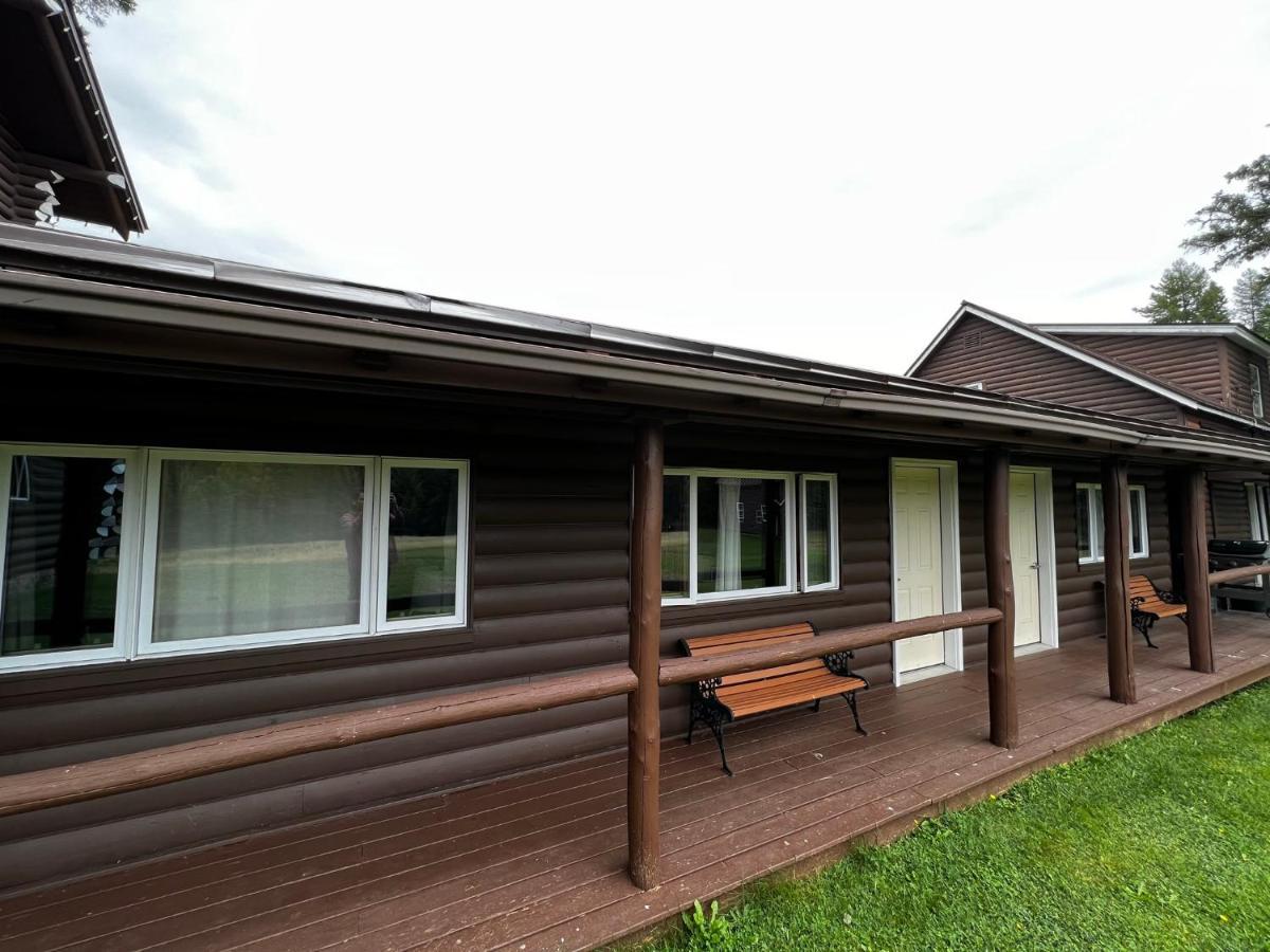 Unity Sky Lodge Jackman Extérieur photo