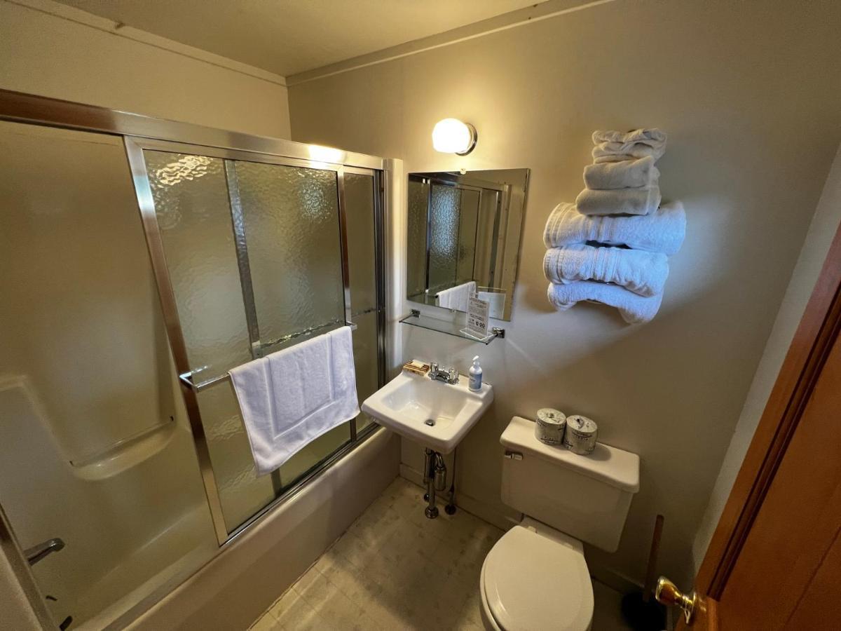Unity Sky Lodge Jackman Extérieur photo