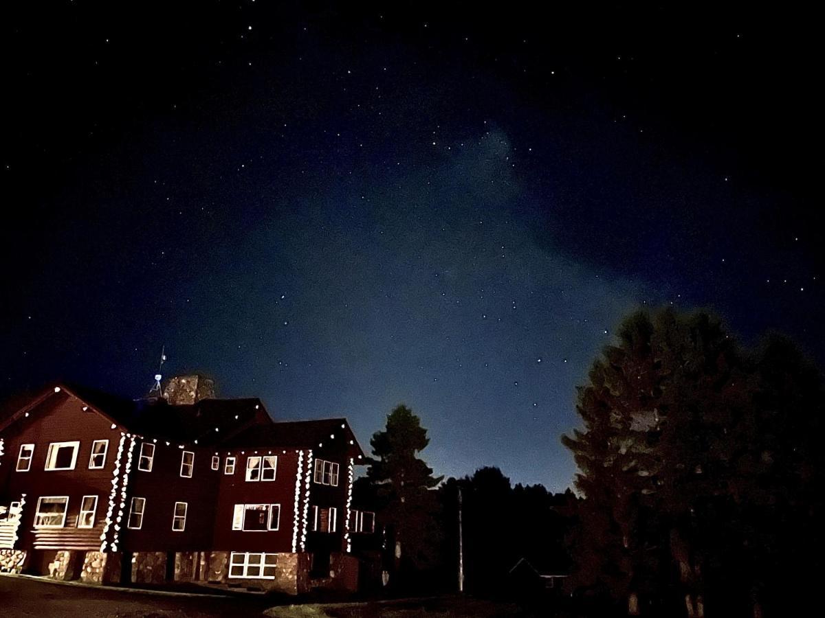 Unity Sky Lodge Jackman Extérieur photo