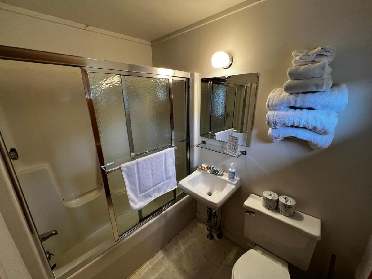 Unity Sky Lodge Jackman Extérieur photo