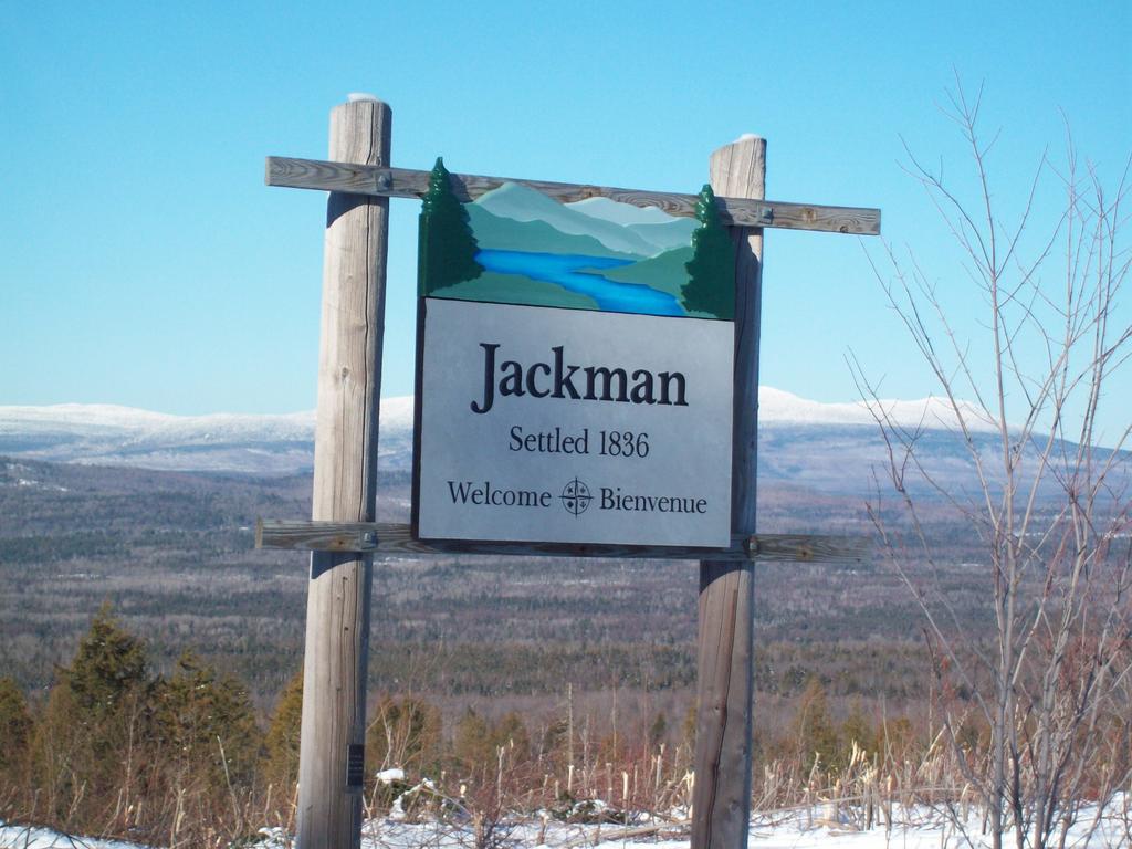 Unity Sky Lodge Jackman Extérieur photo